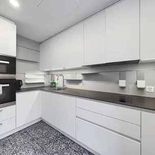 345 Suite GHN Kitchen