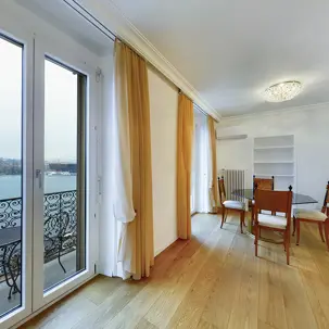 543 Suite GHN Terrace Dining