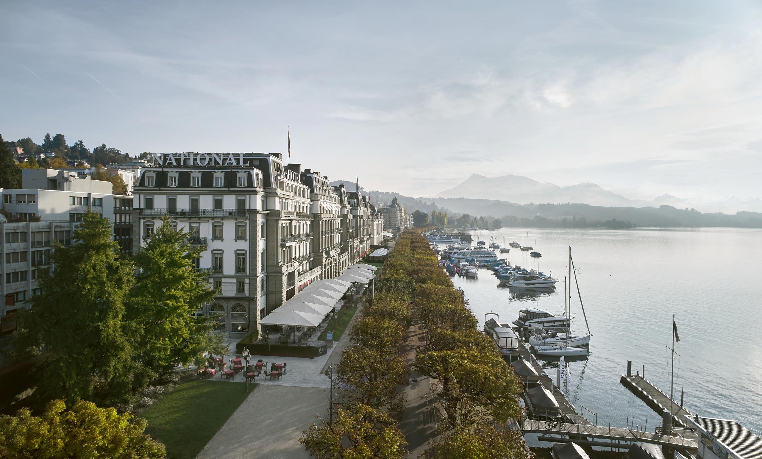 Grand Hotel National Luzern direkt an der Seepromenade