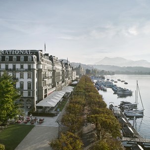 Grand Hotel National Luzern direkt an der Seepromenade